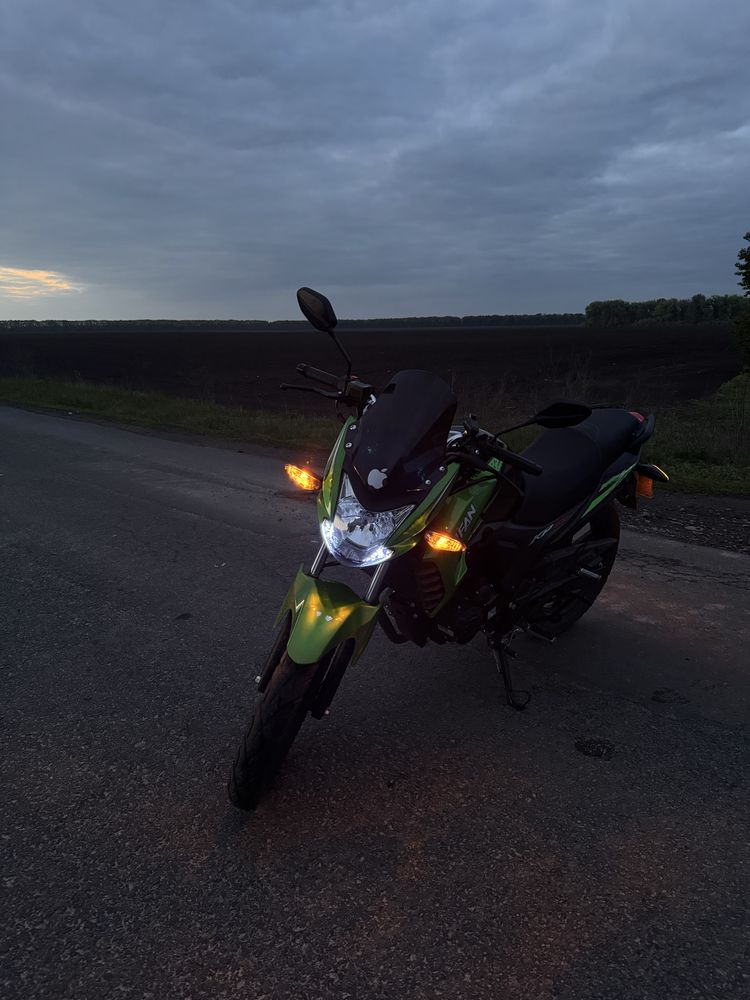 Продам ліфан кп 200