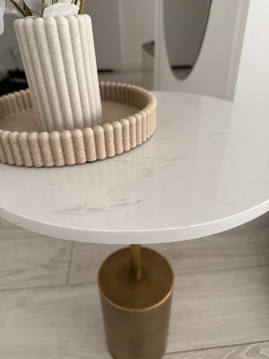 Stolik pomocniczy kawowy marmurowy