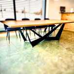 Stół dębowy w stylu loft