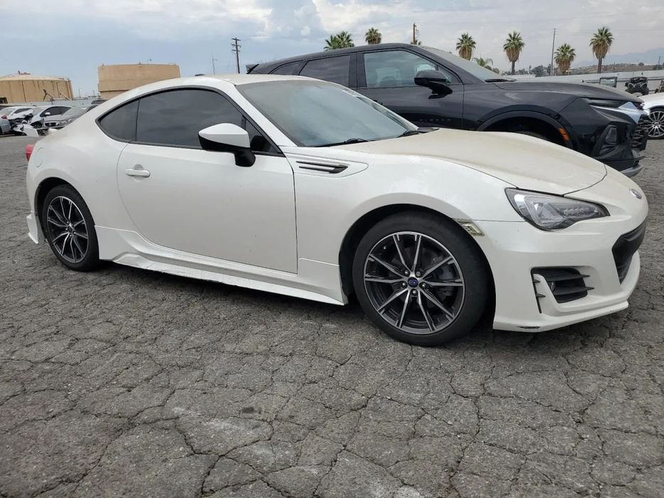 Subaru BRZ /Kosmetyczne uszkodzenie/Niski przebieg/