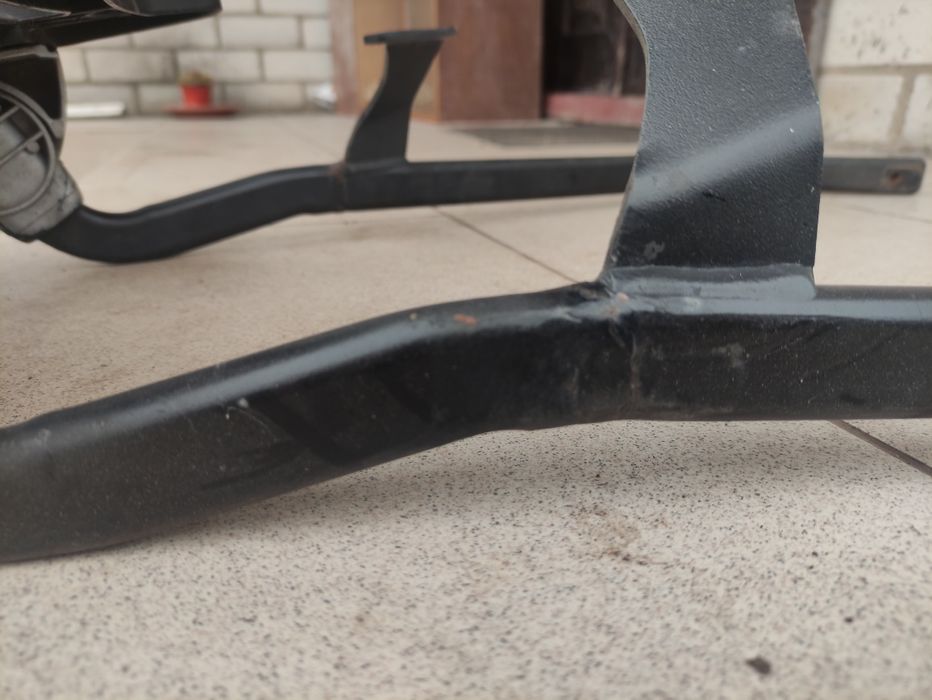 Givi кріплення кофра hornet