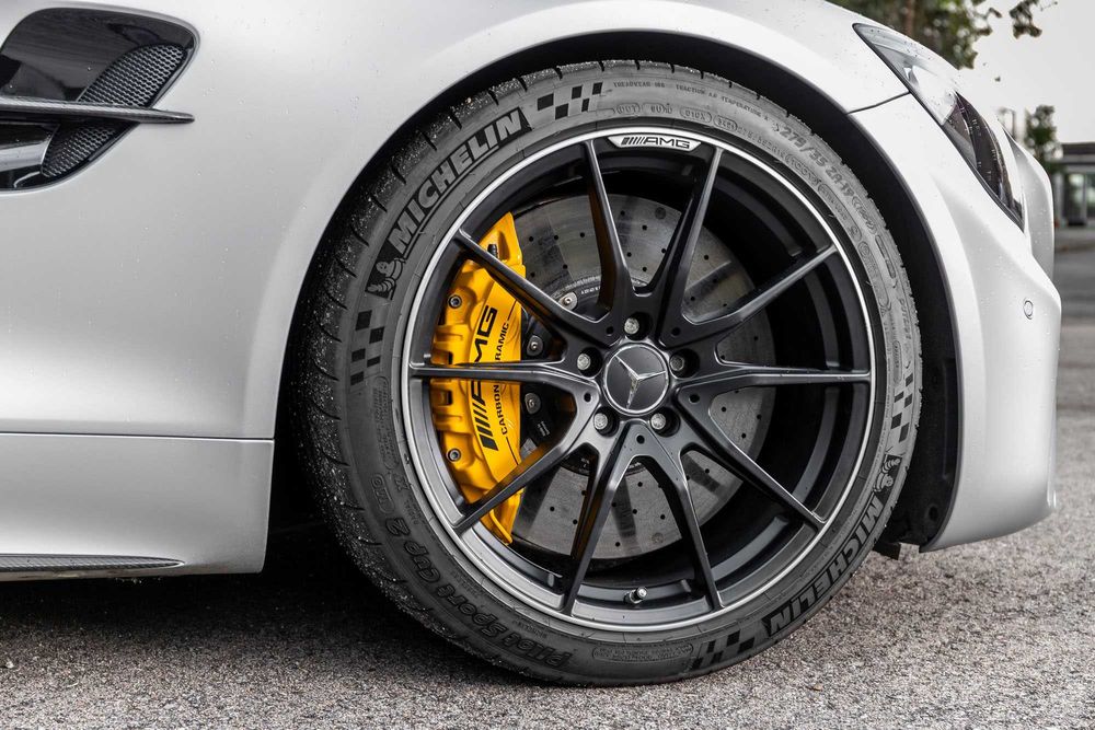 Mercedes AMG GTR TRACK PACKAGE 700CV