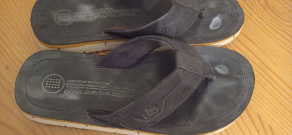 Продам тапочки мужские