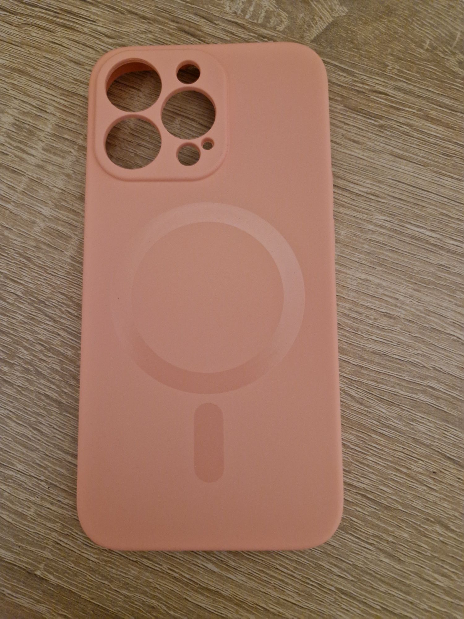 Etui TEL PROTECT MagSilicone Case do Iphone 13 Pro Jasnoróżowy