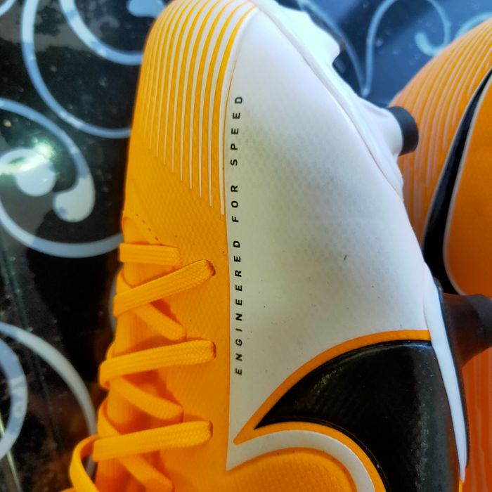 Оригинал Бутси NIKE Mercurial Engineered for Speed