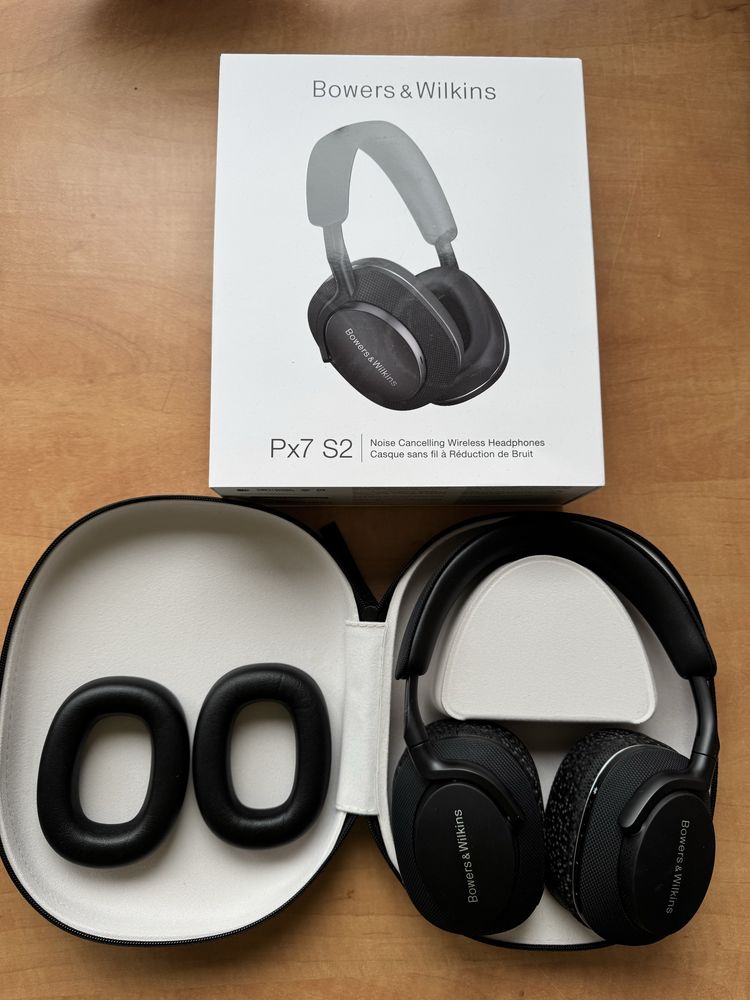 Bowers & Wilkins PX 7 S2