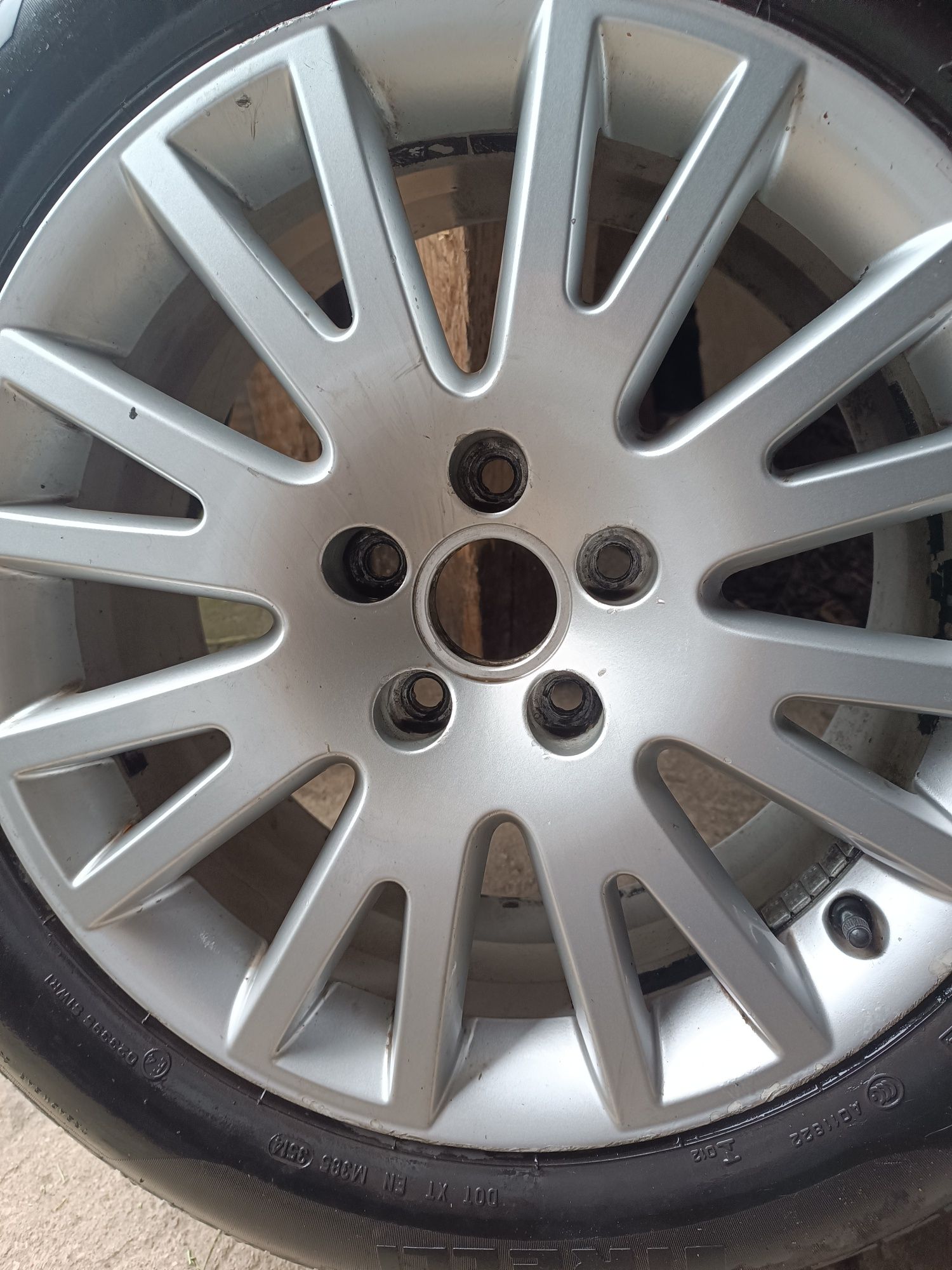 Alufelgi z oponami letnimi od Audi A6 5x112