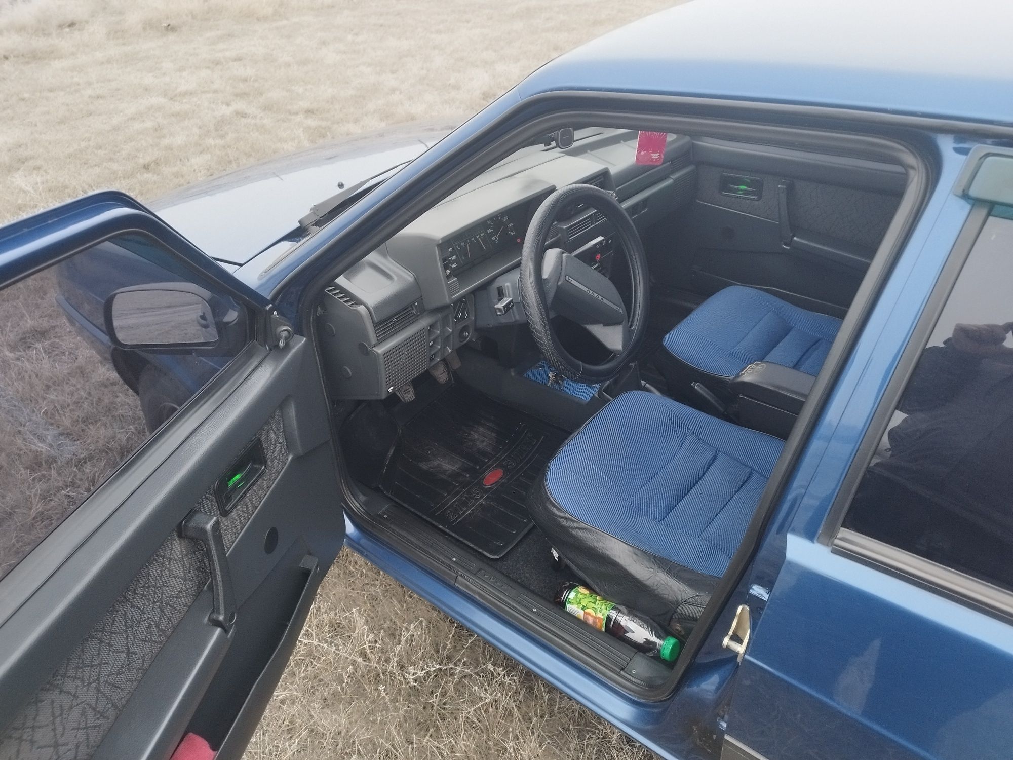Продам своё  авто ваз 2199