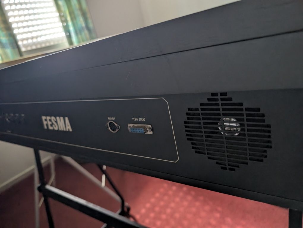Teclado Fesma Midi F-210