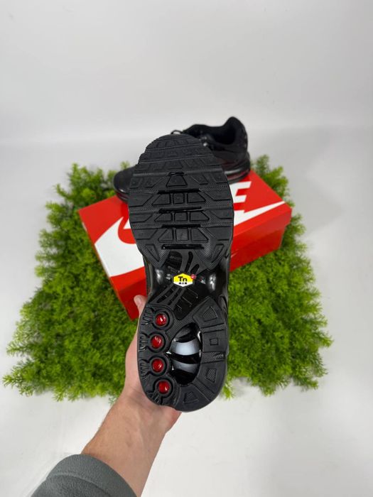Кросівки Nike Air Max TN Black / чорні найк еір макс тн терраскейп