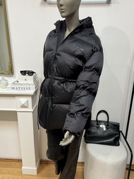 Пуховик Акнє 2025/26