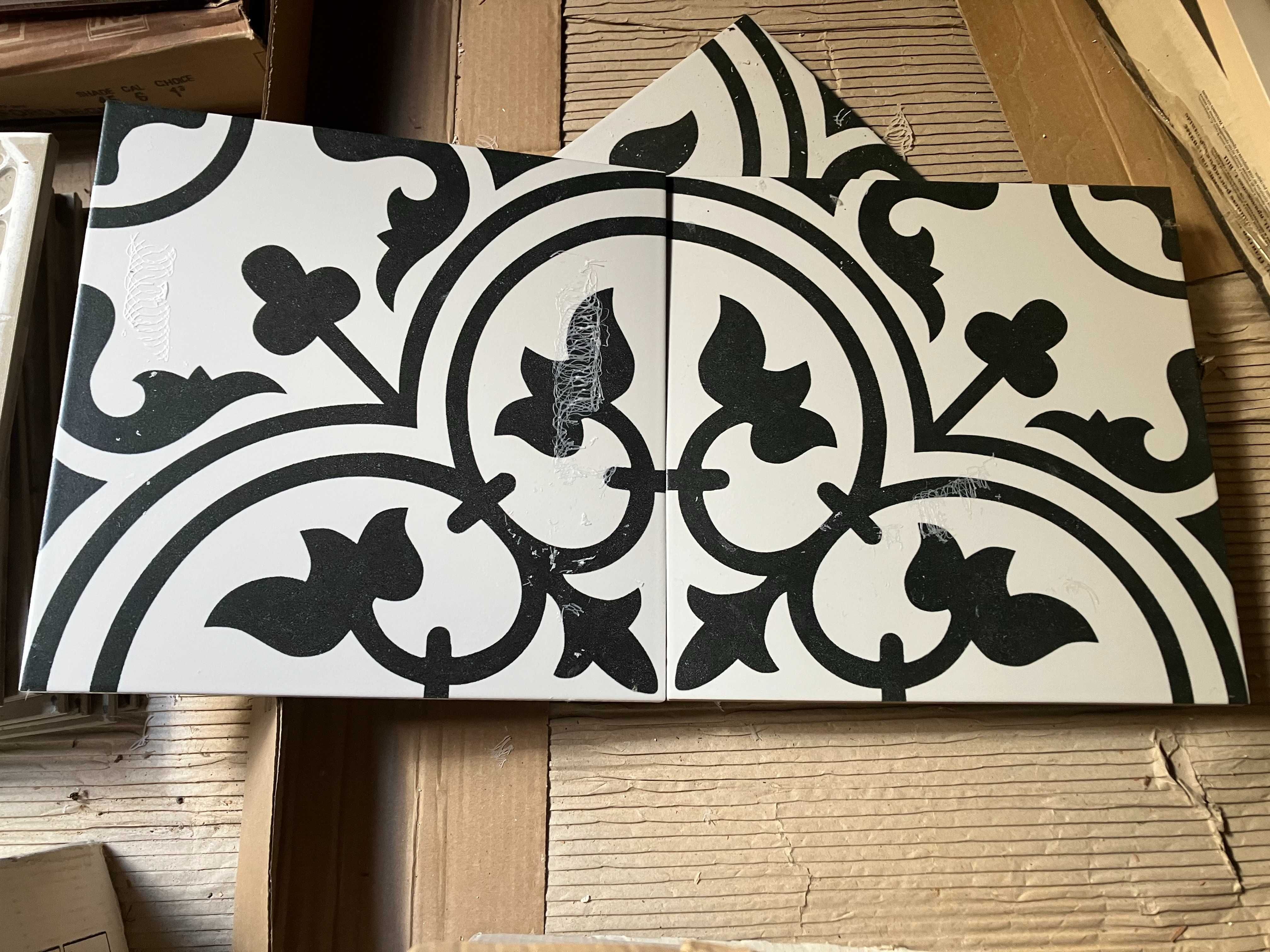 Hiszpańskie kafle podłogowe 25x25 cm 12 sztuk