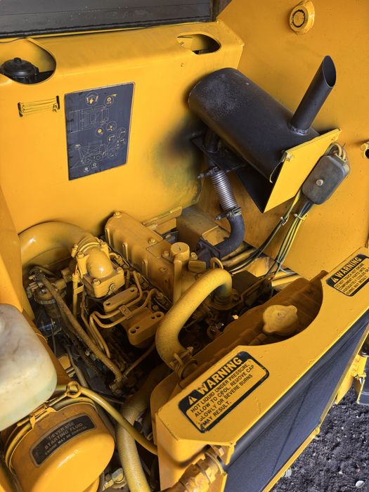 Mini pa carregadora Mustang 940