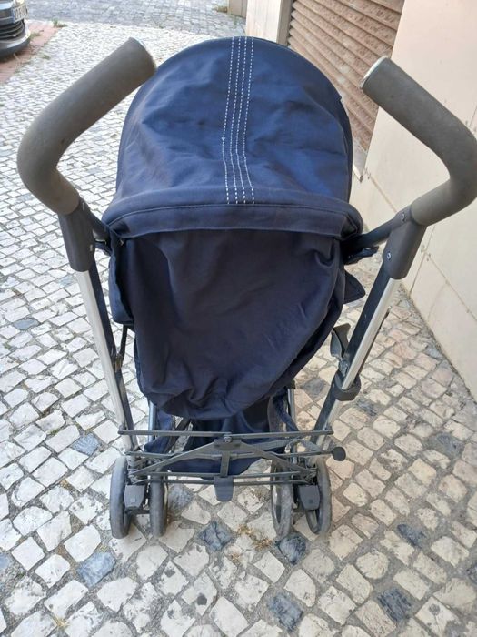 Carrinho Chicco Lite Way, modelo Denim.Carrinho bengala muito prático.