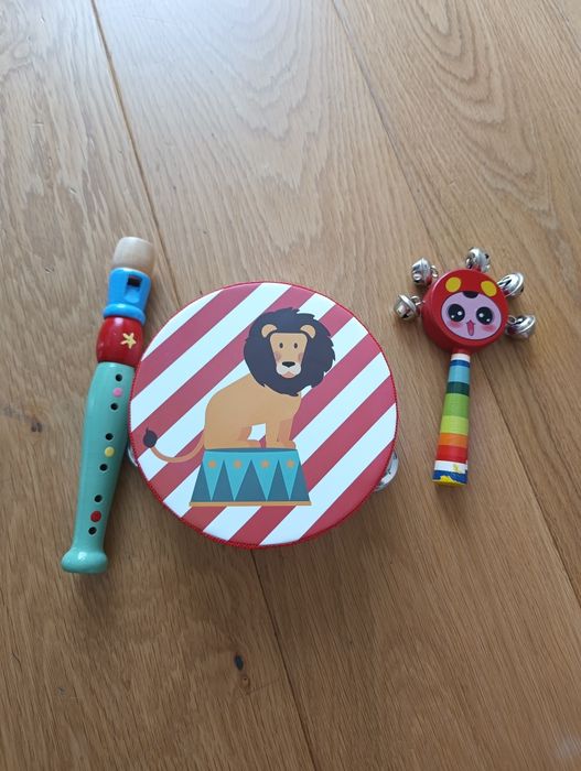 Drewniane instrumenty muzyczne,dla dzieci, zestaw