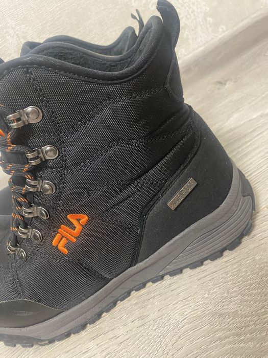 Ботинки, сапоги, черевики, трекингові ботинки