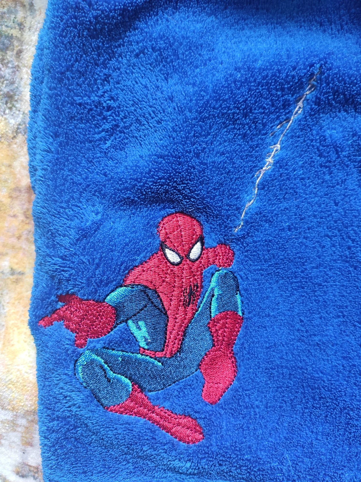 Szlafrok Spider-Man spiderman misiowy z kapturem 98 104 ciepły haft 3