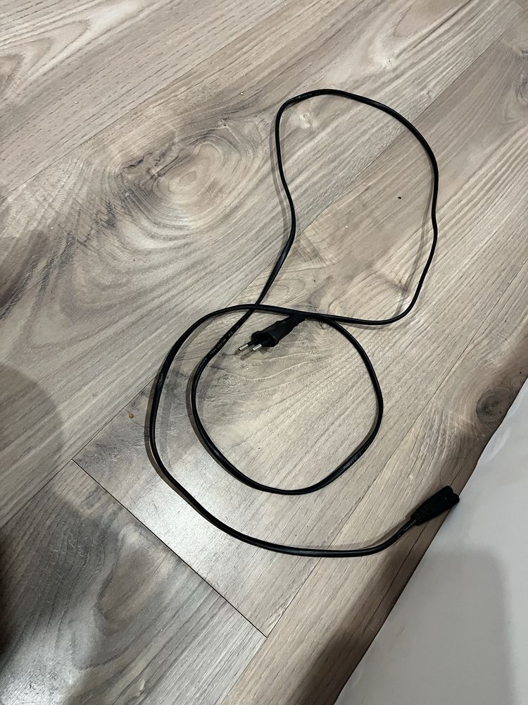 Ps4 slim em bom estado