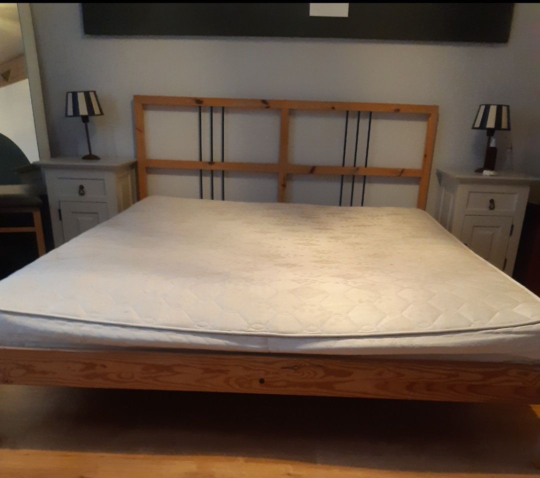 Łóżko sypialniane drewniane 168×202cm