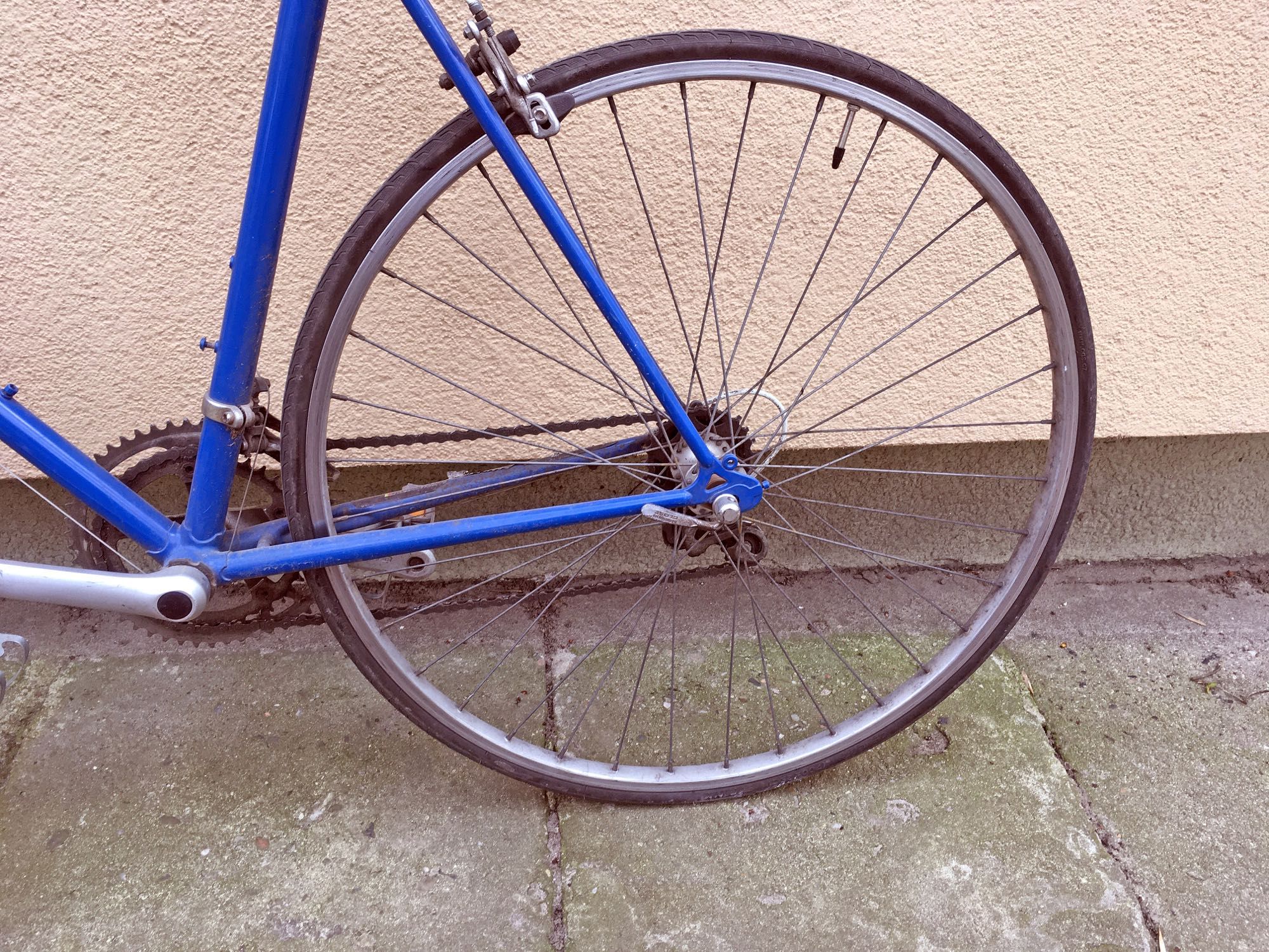 Rower szosowy, kolarka, kolarzówka retro vintage, ostre koło