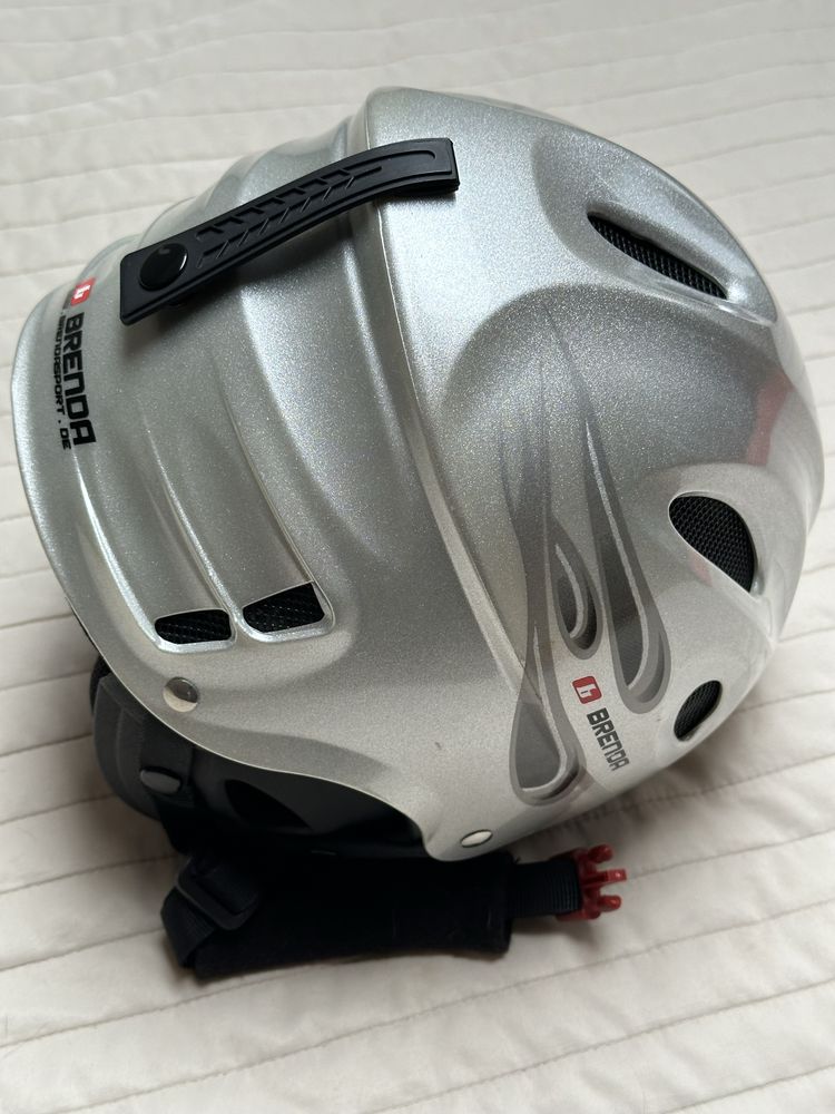 Kask narciarski, srebry Brenda