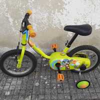 Bicicleta criança modelo B Twing com Rodas Laterias. Excelente Estado