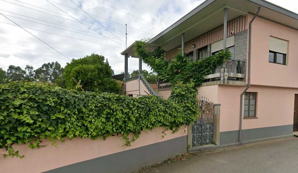 Moradia T3 em EspargoSMFeira - otima oportnidade