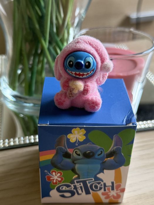 Figurka Stitch jak Labubu - różowa