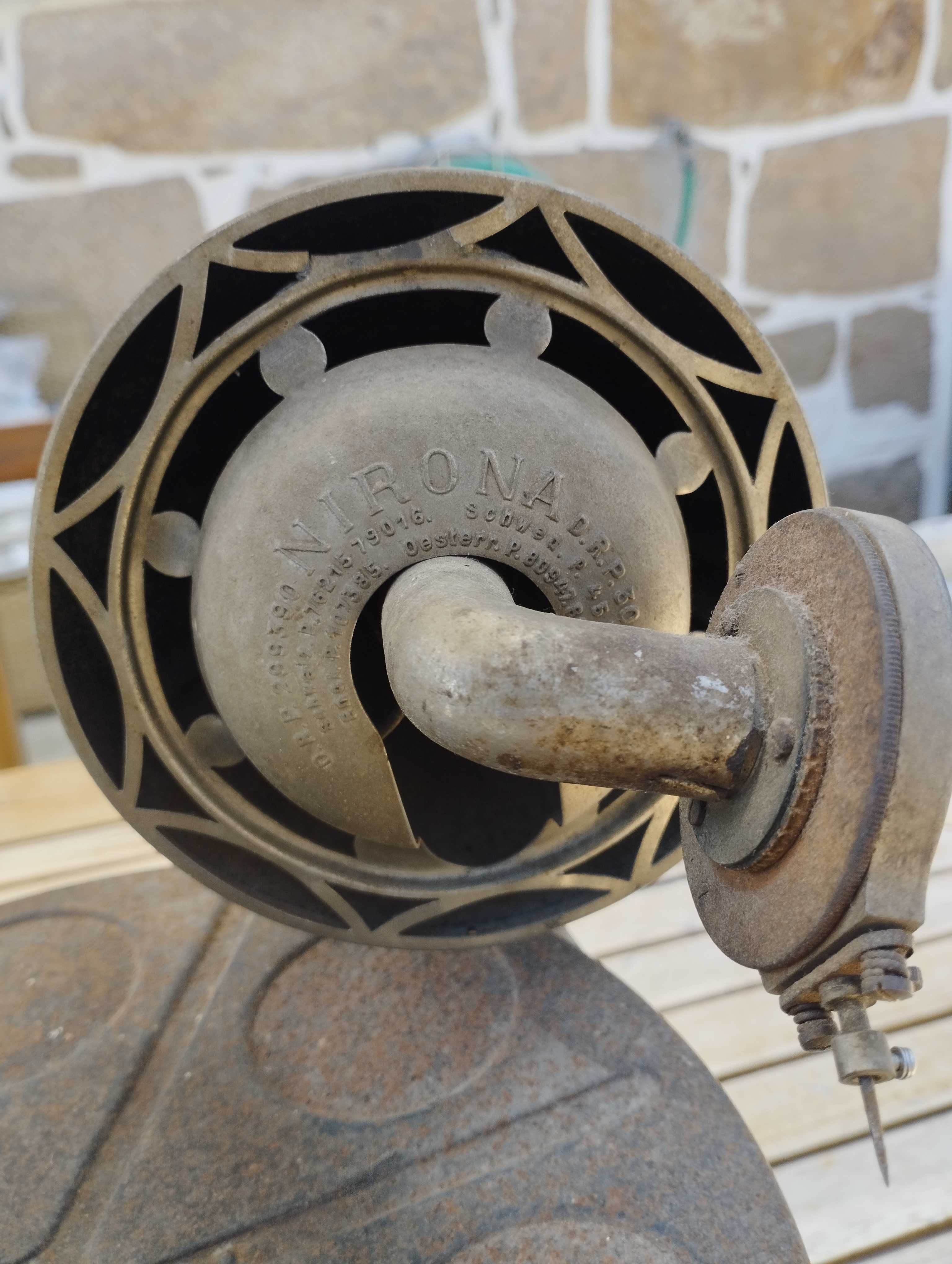 Gramophone Nirona 1925