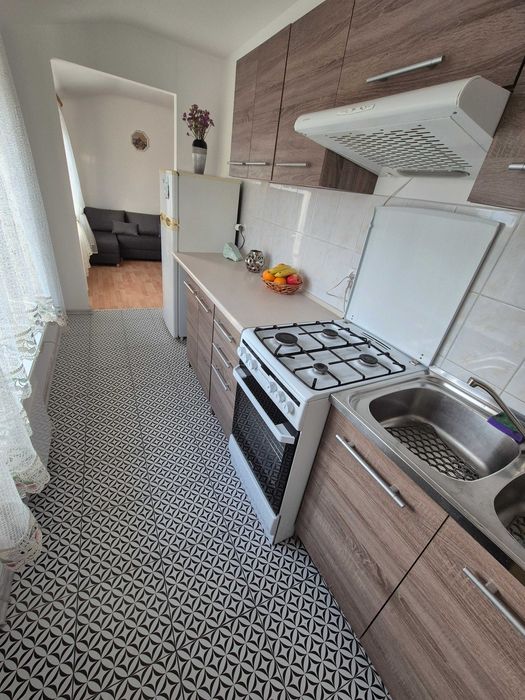 Zadbane, ciche, w spokojnej okolicy i w dobrej lokalizacji.