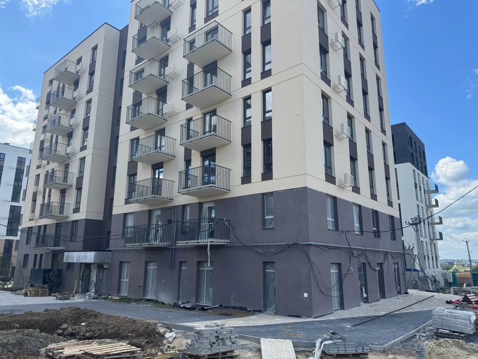 Продаж(Єоселя) 2-кімнатної квартири 53 м2 Пустомити (9км.від Львова)