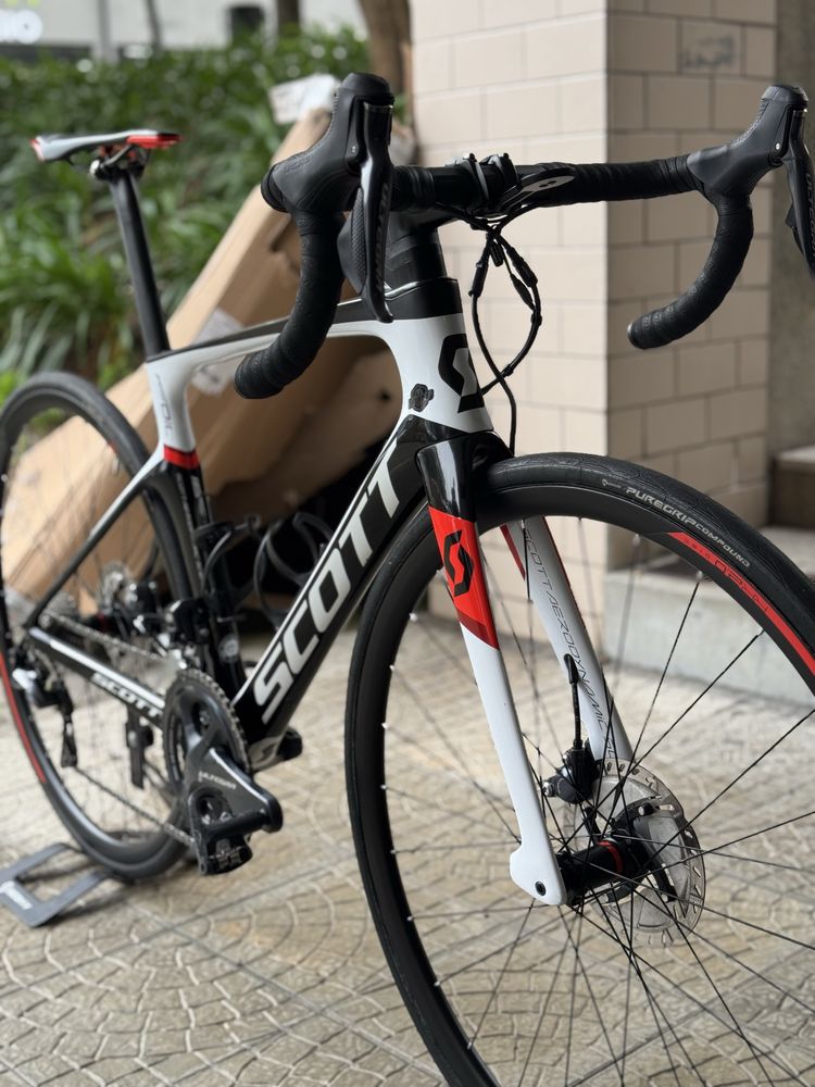 Bicicleta Estrada Scott Foil 10 Di2