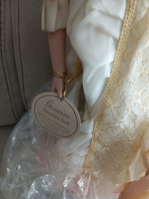 Bonecas de porcelana