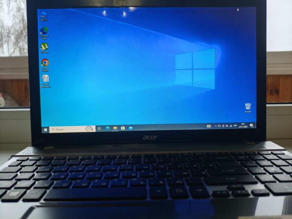Ноутбук ASER Aspire V3-571 SSD 800 Гб