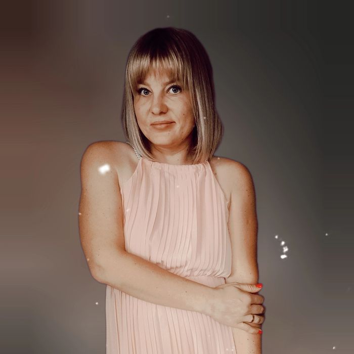 Шукаю  модель на маникюр Таврійський район