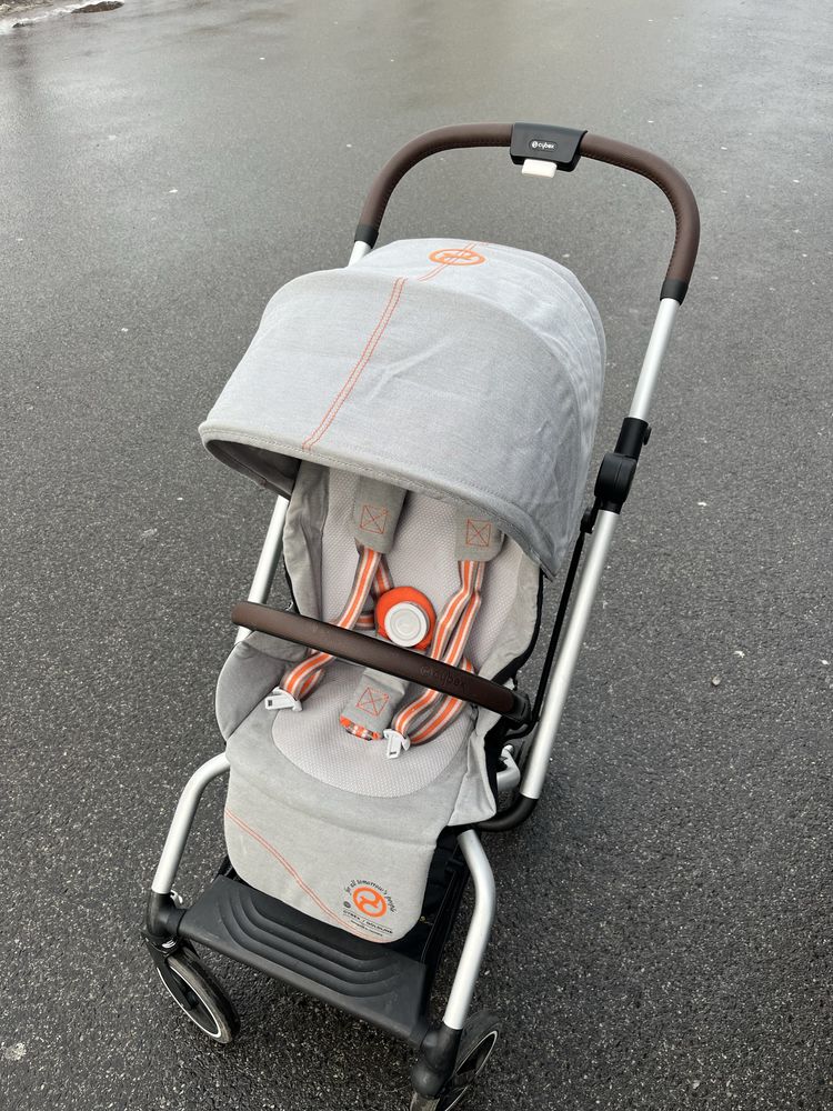 Cybex eezy s twist plus