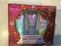 Подарунковий набір Cashmere Skin Essentials від EOS