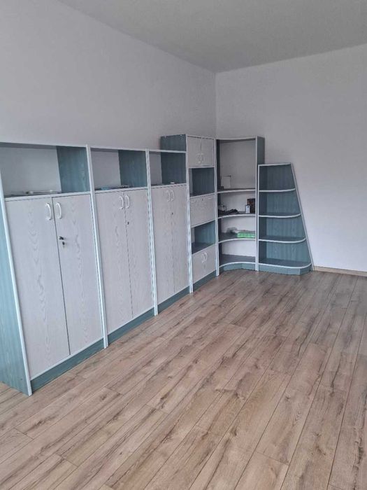 Wynajmę lokal handlowo- usługowy