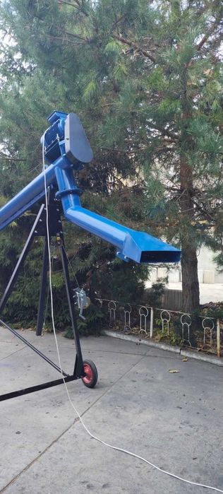 Шнек для погрузки зерна, кукурузы, погрузчик шнековый