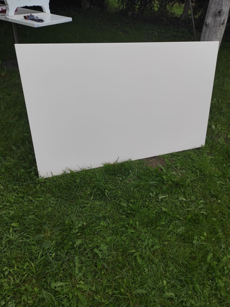 Sprzedam używany blat od stołu kremowy używany