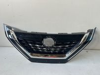 Nissan Qashqai J12 III Grill Atrapa