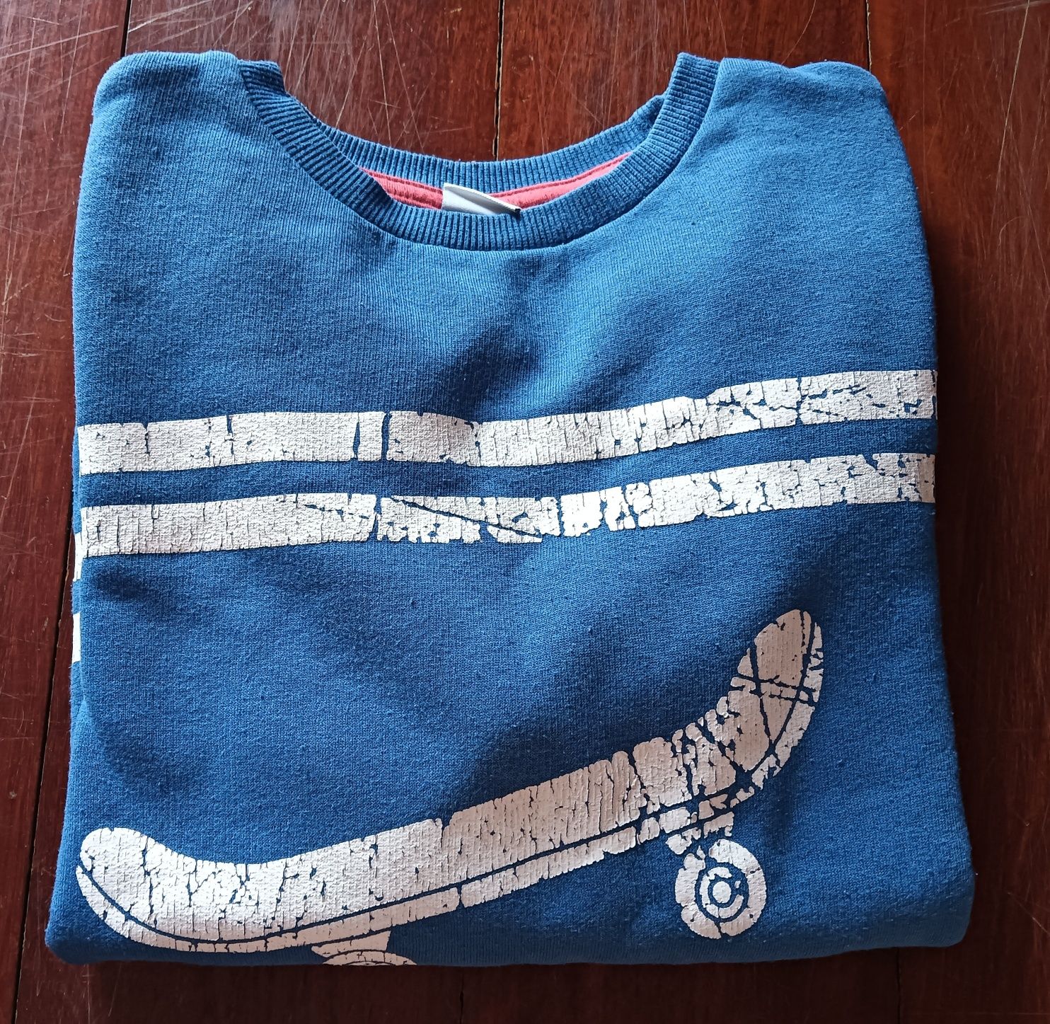 Suet azul para crianças