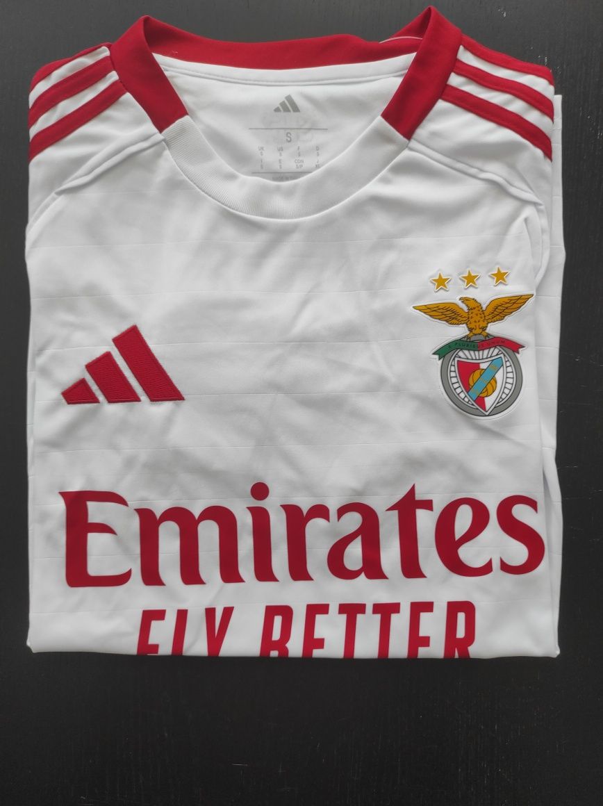Camisola Alternativa Branca do Benfica, tamanho L, com o Nome: Anabela
