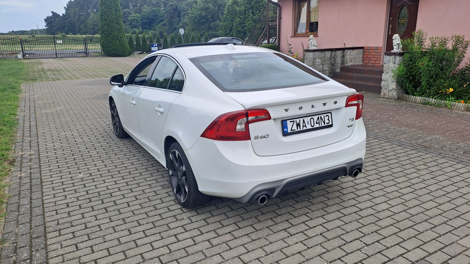 Volvo S60 T5 R-Design 2.5T + Gaz
