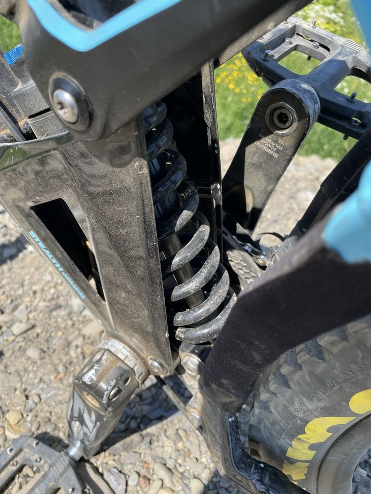 двухпідвіс mondraker summum dh boxxer sram e13 mavic