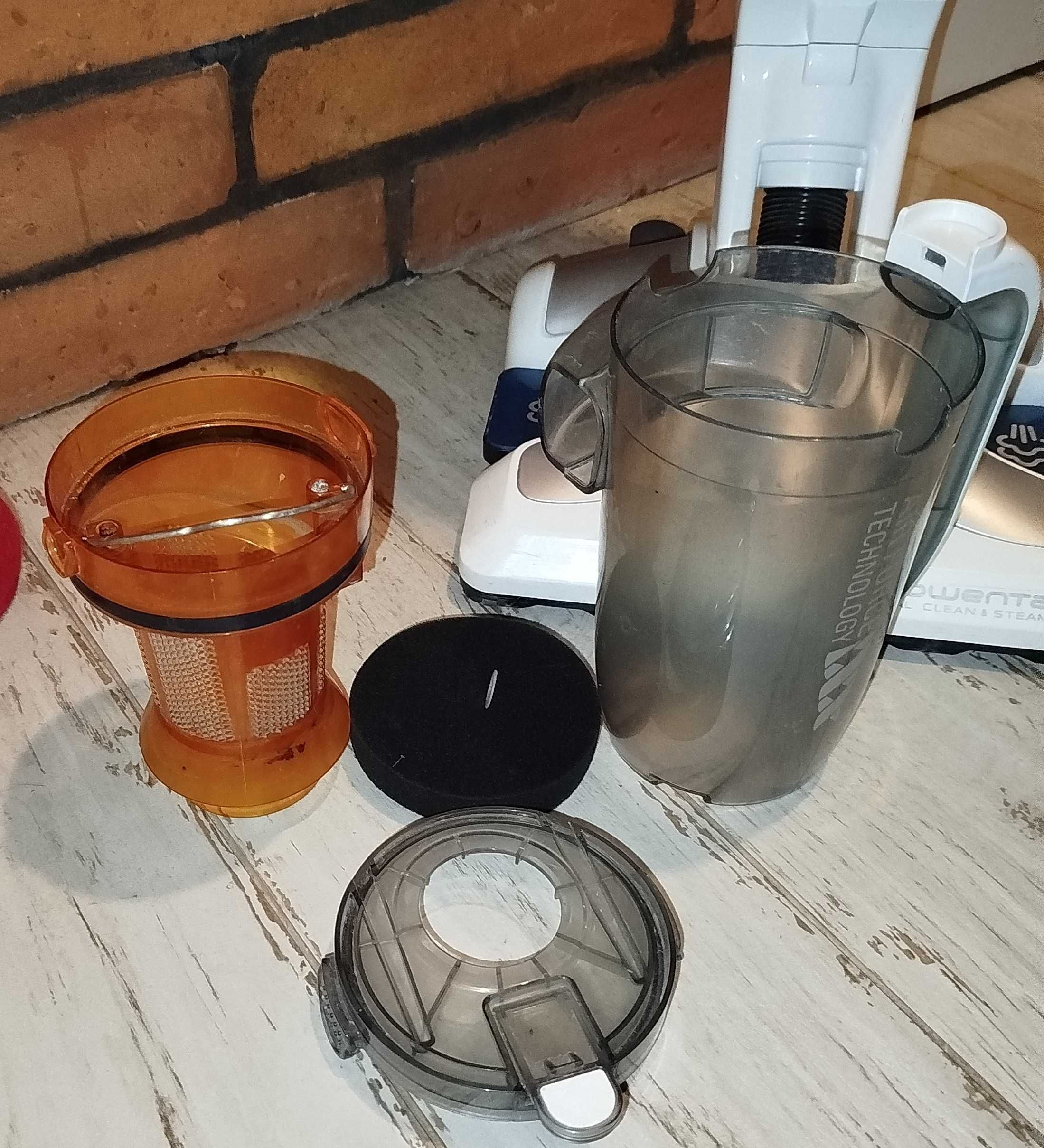 ROWENTA RY7557WH 2w1 Odkurzacz i urządzenie parowe jak nowe