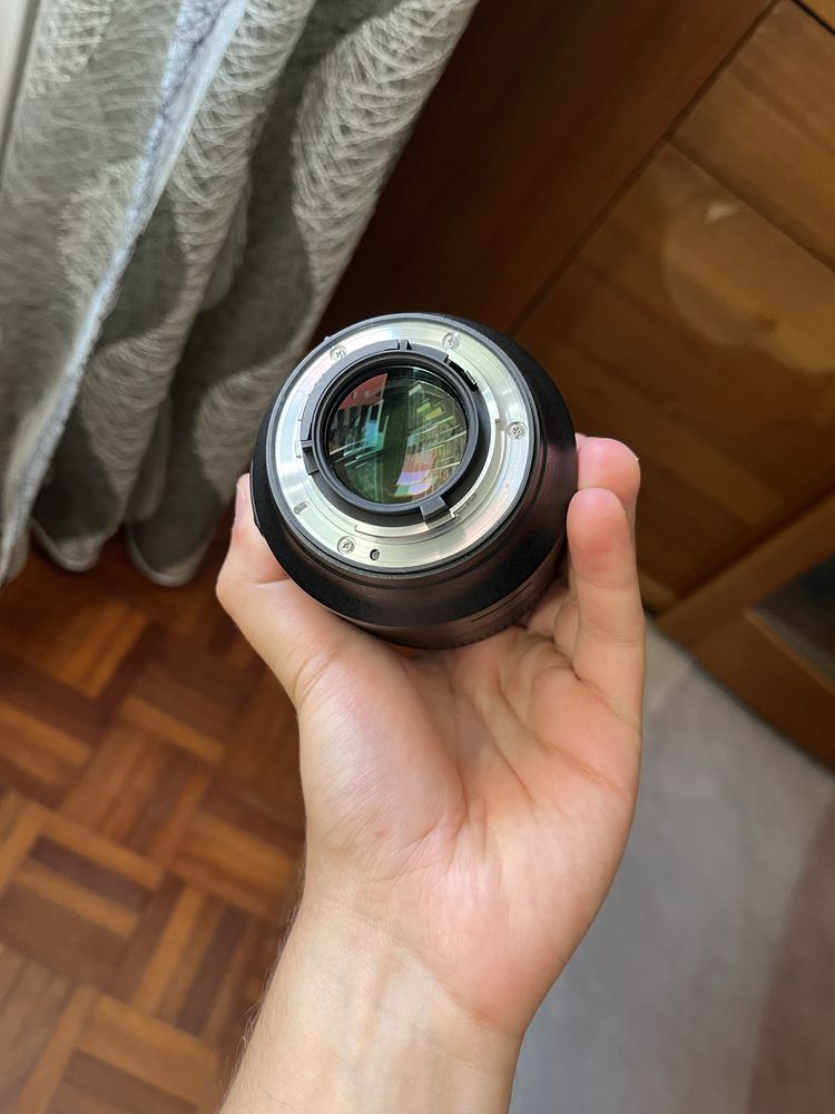 Nikon AF-S Nikkor 85mm f/1.8G Como Nova
