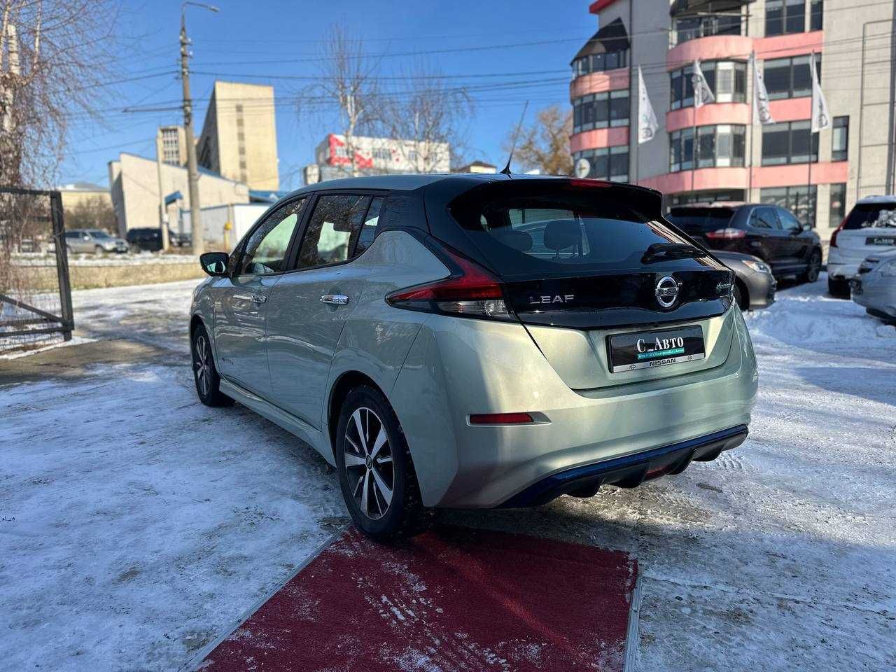 Nissan Leaf купити за 470 дол/міс