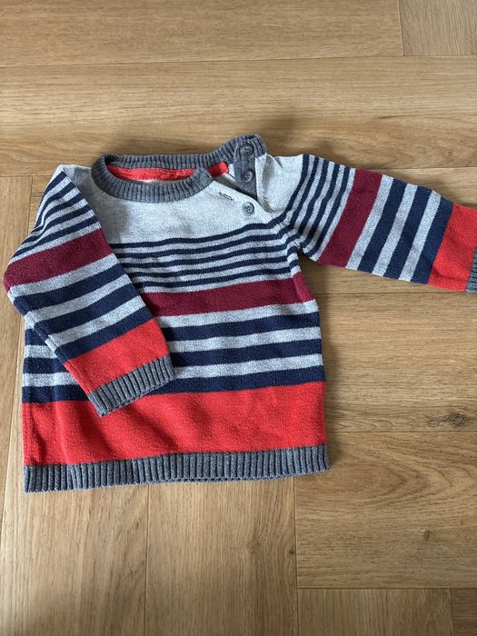 Sweterek w paski 74