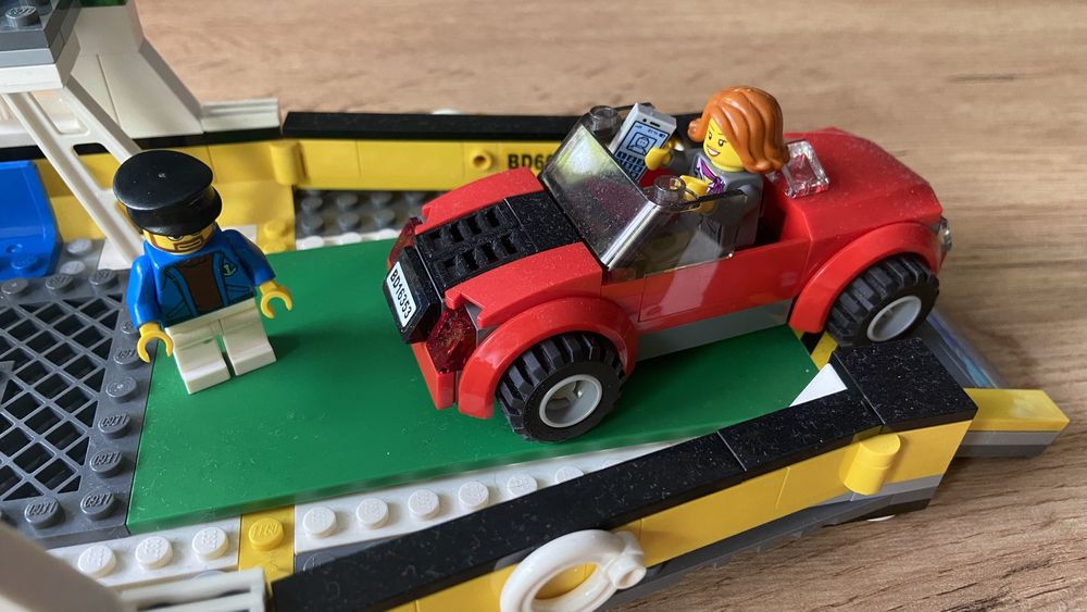Lego zestaw autko helikopter plus zestaw meincraft Rezerwacja